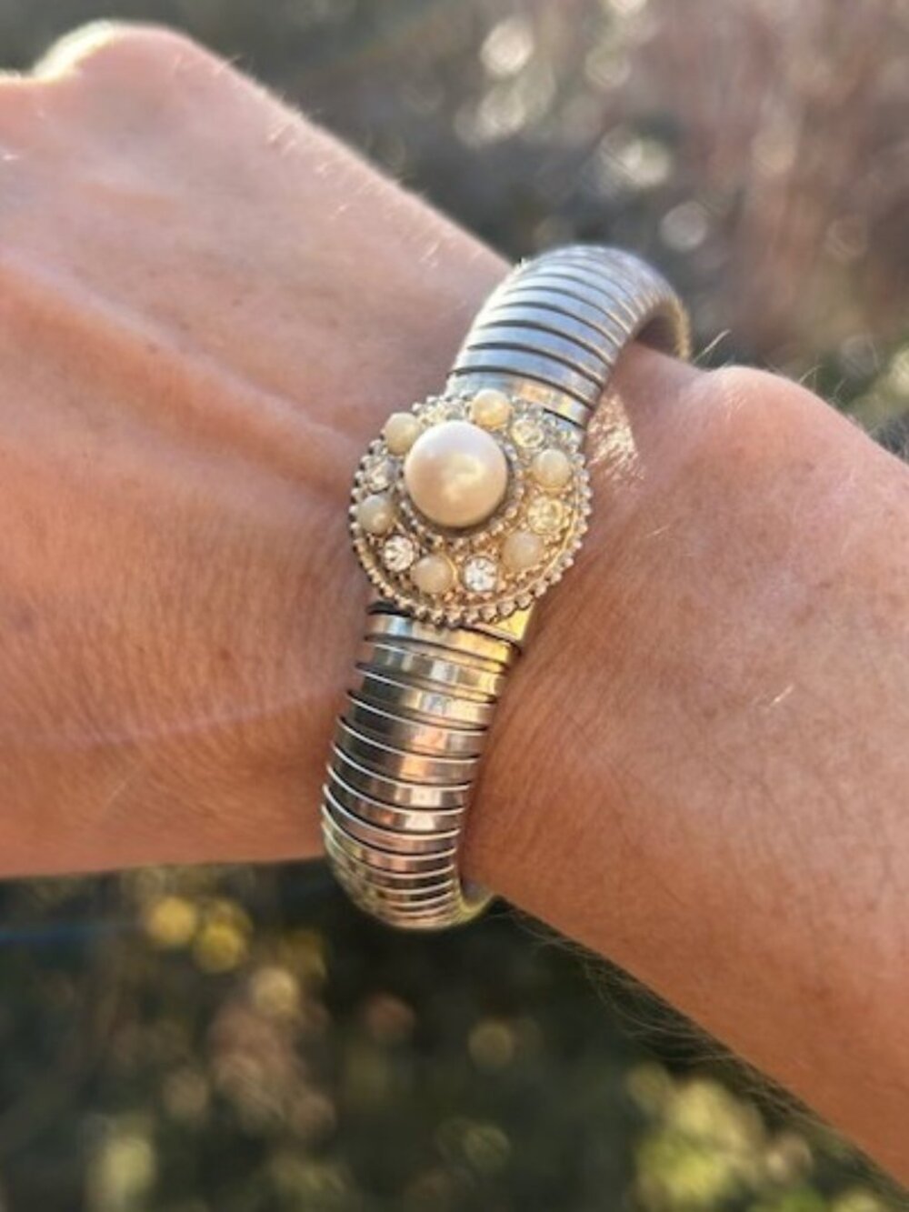 OMEGA Silver Stretch Snake Like Faux Pearl BRACELET